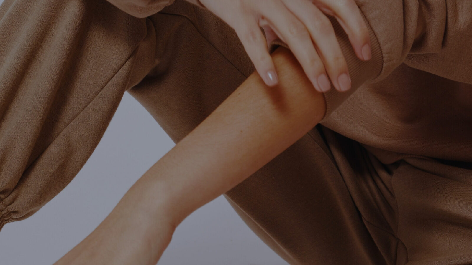 Menokind - Smerter i menopausen: “Det er bare alderen” … siger hvem?