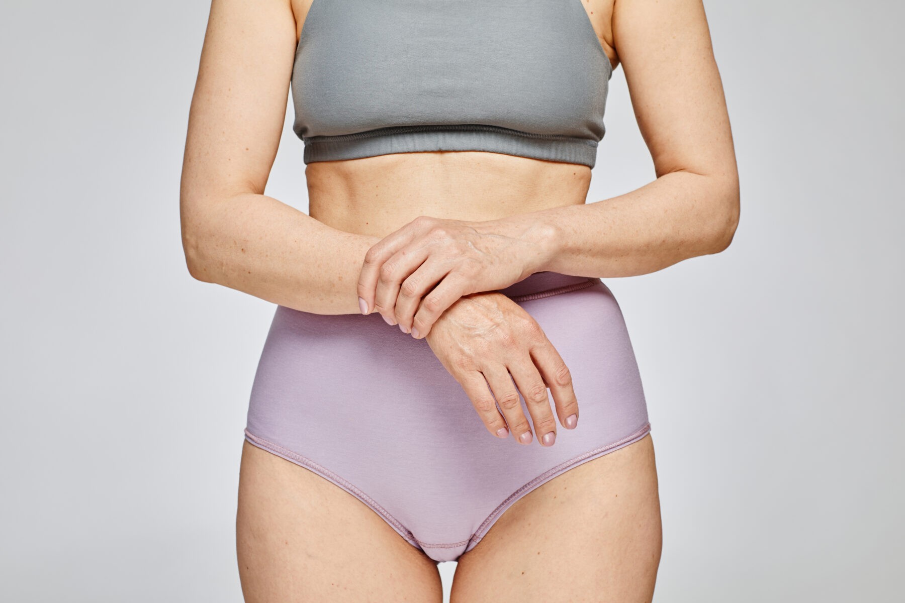 Perimenopausen er en tid med hormonelle forandringer, som kan mærkes både fysisk og psykisk