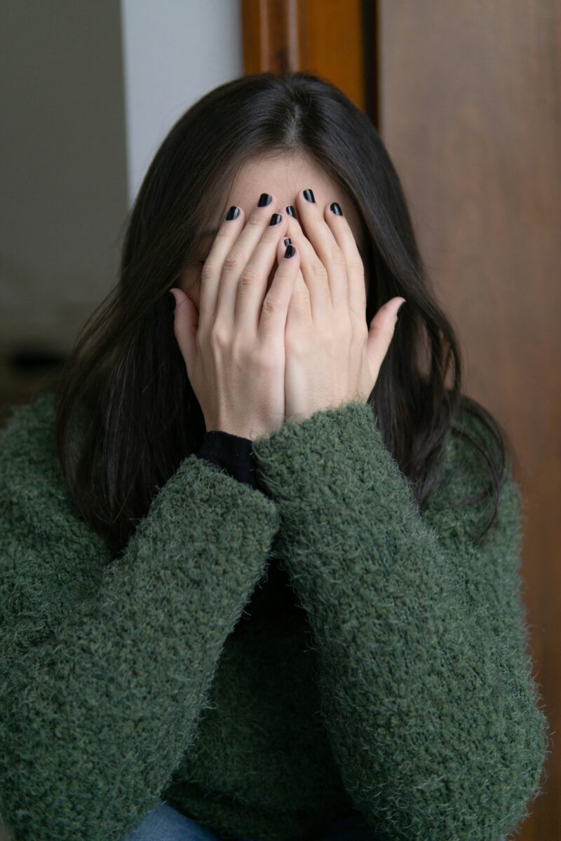 Menokind - Irritabilitet — det blinde raseri, som kommer, sejrer og efterlader alle desorienterede Menokind - Irritabilitet — det blinde raseri, som kommer, sejrer og efterlader alle desorienterede